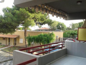 FURCI VERDE Appartamento con Balcone-Terrazzo